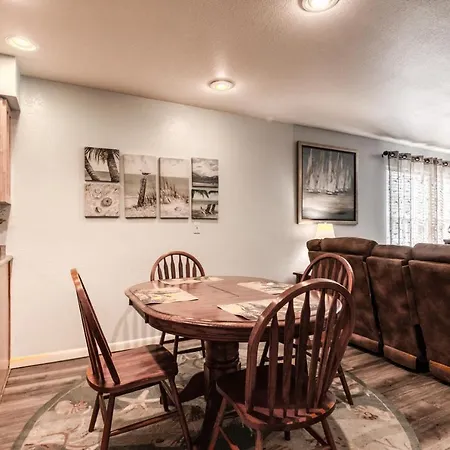 Quiet And Serene Condo In Branson Exterior photo